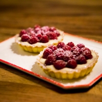 raspberry tartelettes with almond cream